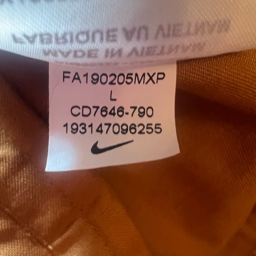 Nike ACG deep mustard color Cargo Pants. Size Large. - Picture 5 of 8